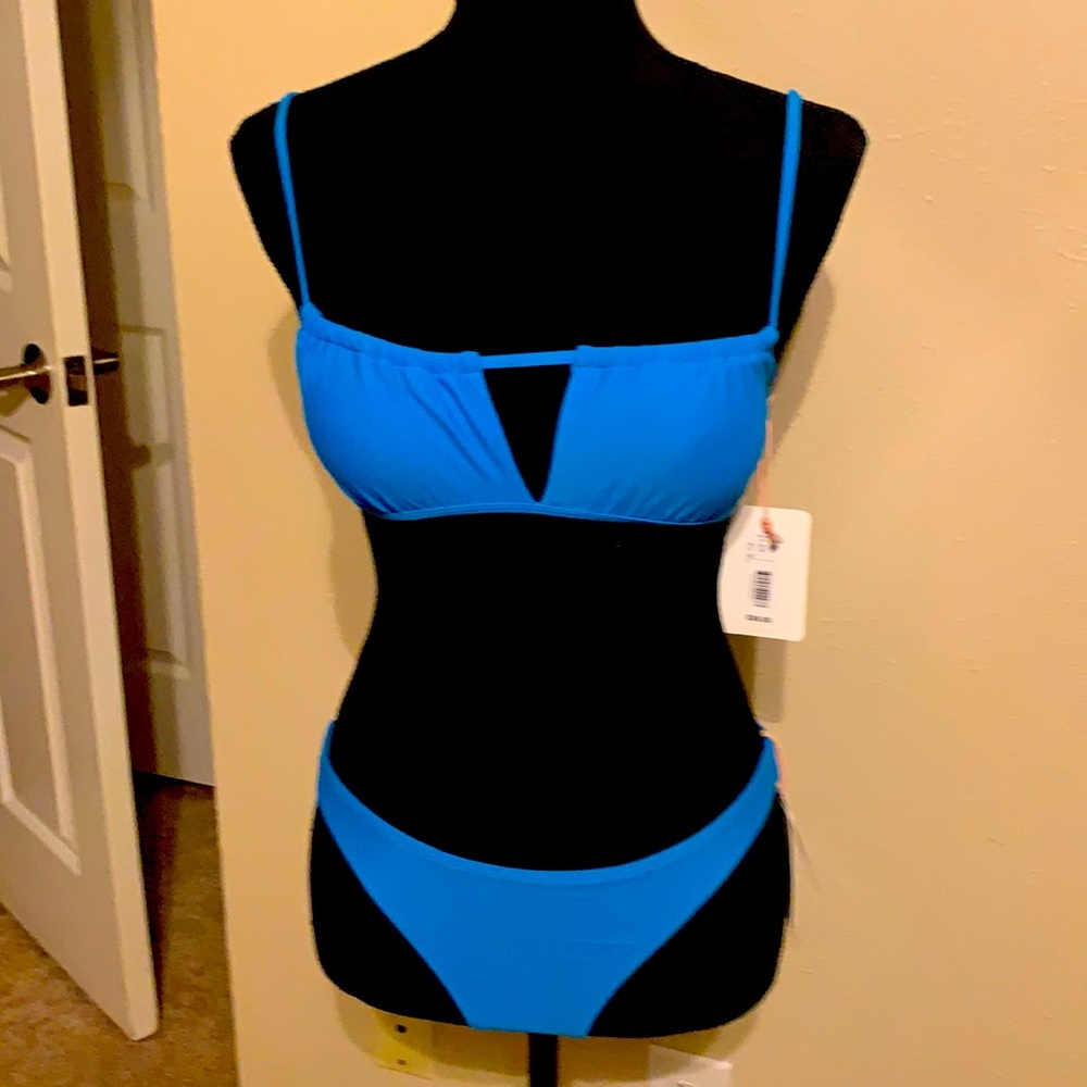 Gianni Bini new with tags bright blue swimsuit size small